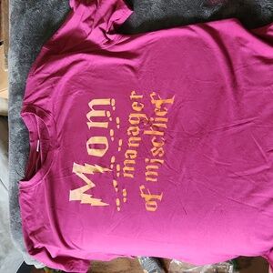 🔴Mom tshirt